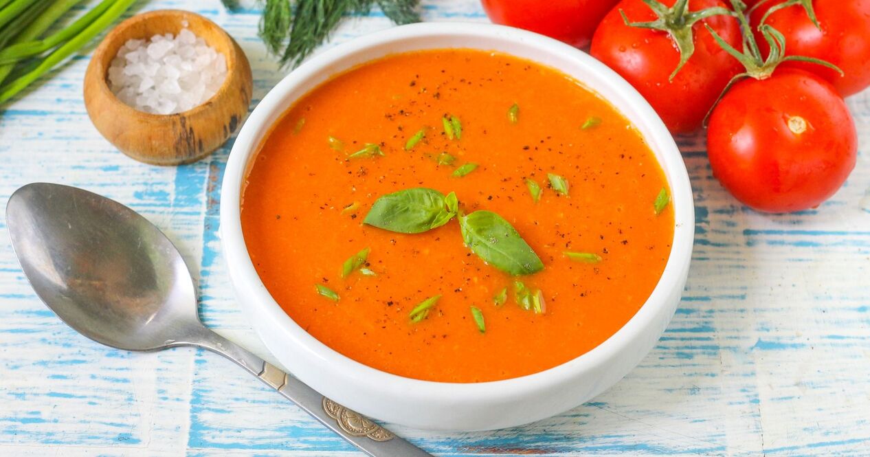 Tomatensoeppuree op een dieetfavoriet